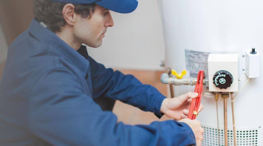 Local expert plumbing services in Zahl, ND